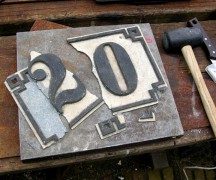 Hausnummer vor Restaurierung